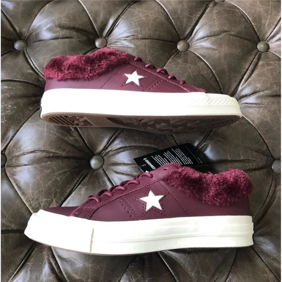 New Converse one star ox 162602C Men's Sz 3 Woman's 5
Burgundy Fur Street warmer - Picture 8 of 13